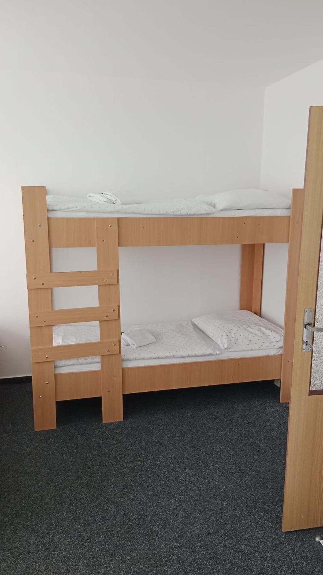 Apartmany Bryksova Prague Exterior photo